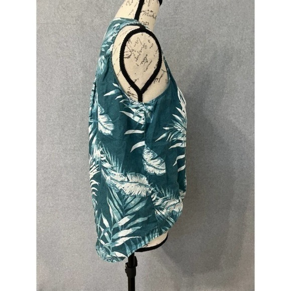 CC california Women linen top floral size medium hawaiian Leaves top - Picture 4 of 8